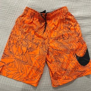 Nike Dri-Fit shorts boys size L